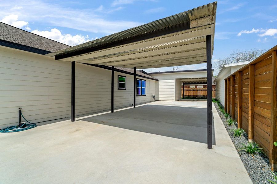 Exterior details and patio area of a home in , Houston (Image 26).