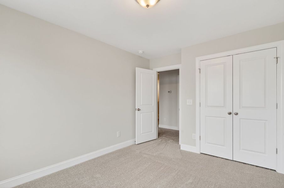 554 Barrington Row Avenue, Zebulon, NC.  - Slide 17