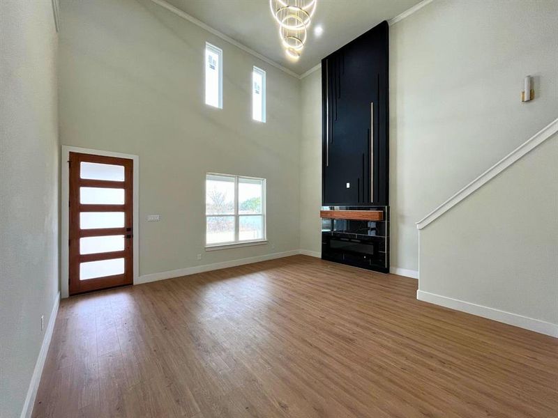 Spacious, unfurnished interior of a new home in , Granbury (Image 30).
