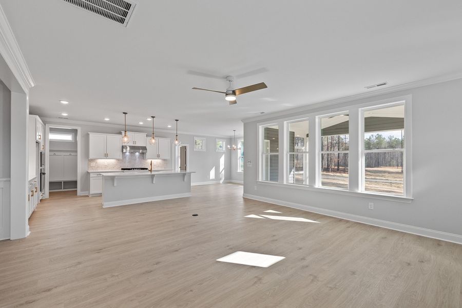 Representative unfurnished interior of a home built from the The Hampton by RobuckHomes in Baylee Ridge, Selma (Image 143).