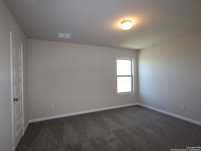 Spacious, unfurnished interior of a new home in Paloma Park, Converse (Image 18). Spacious, unfurnished interior of a new home in Paloma Park, Converse (Image 18).