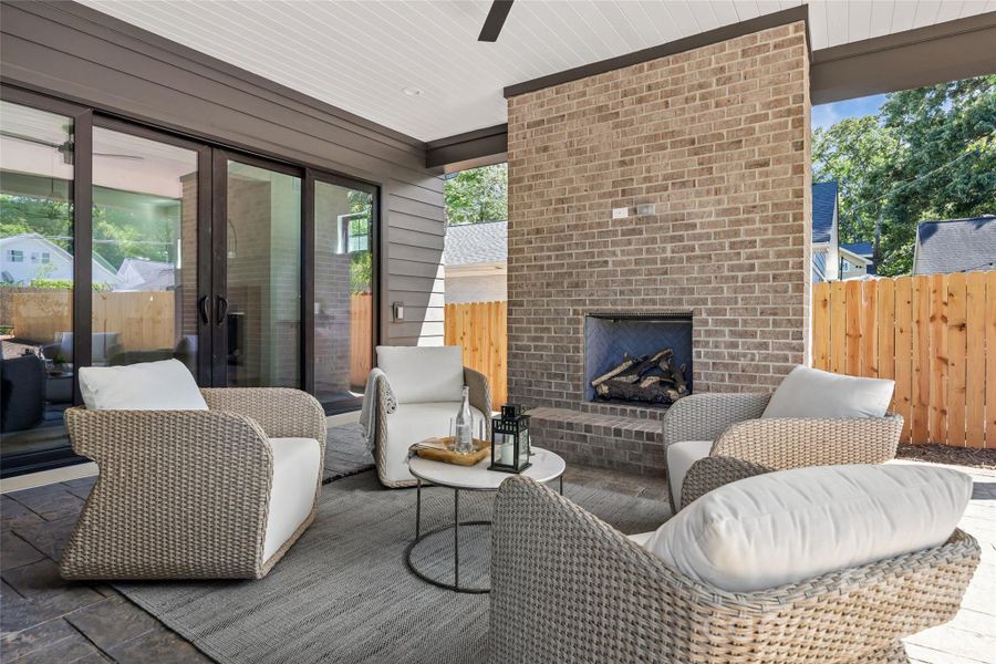 Exterior details and patio area of a home in , Charlotte (Image 3).