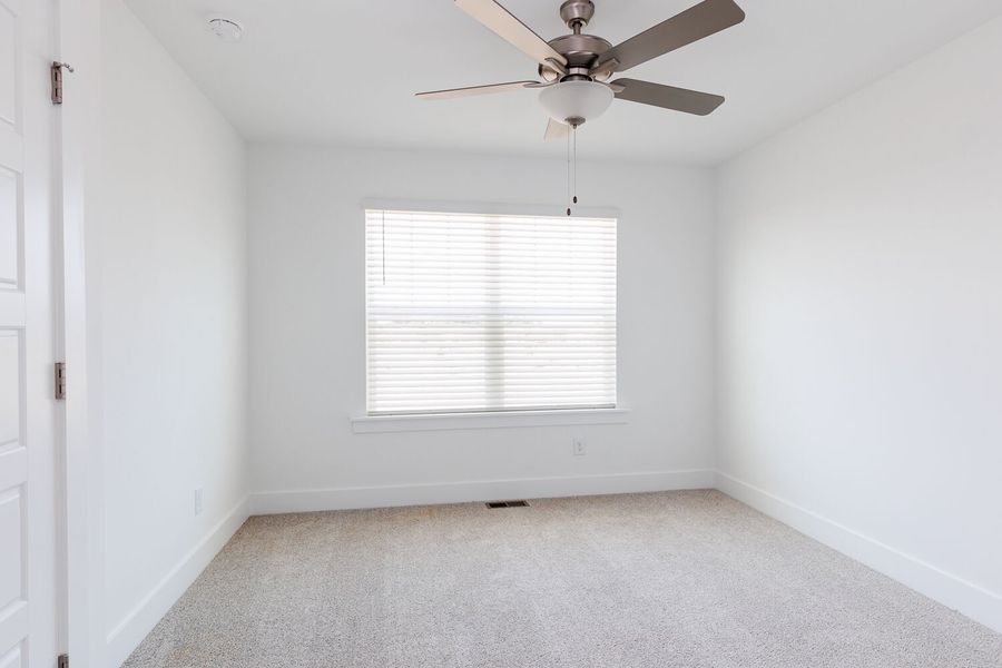 Spacious, unfurnished interior of a new home in Vaughan Farms, Angier (Image 15).