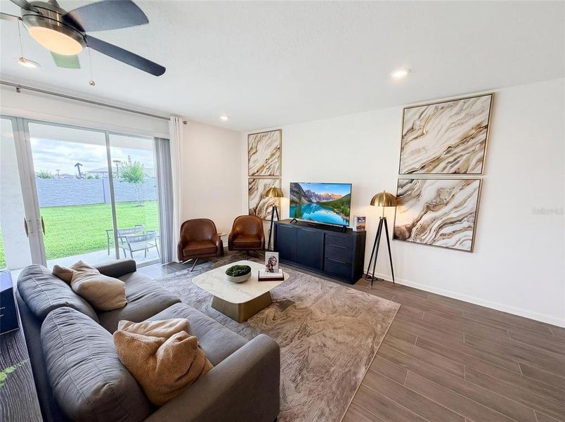 Furnished interior view inside a new home in , Clermont (Image 11).