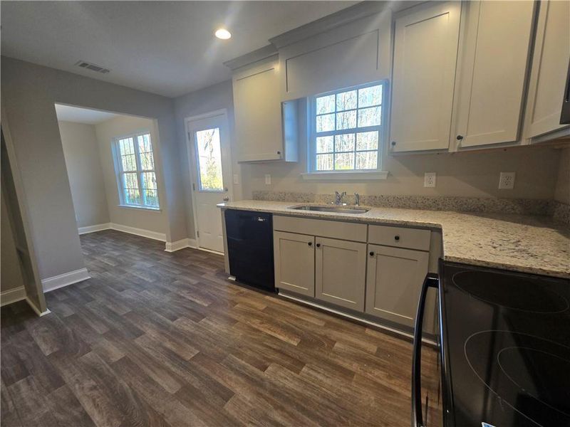 Image 32 of a home in .