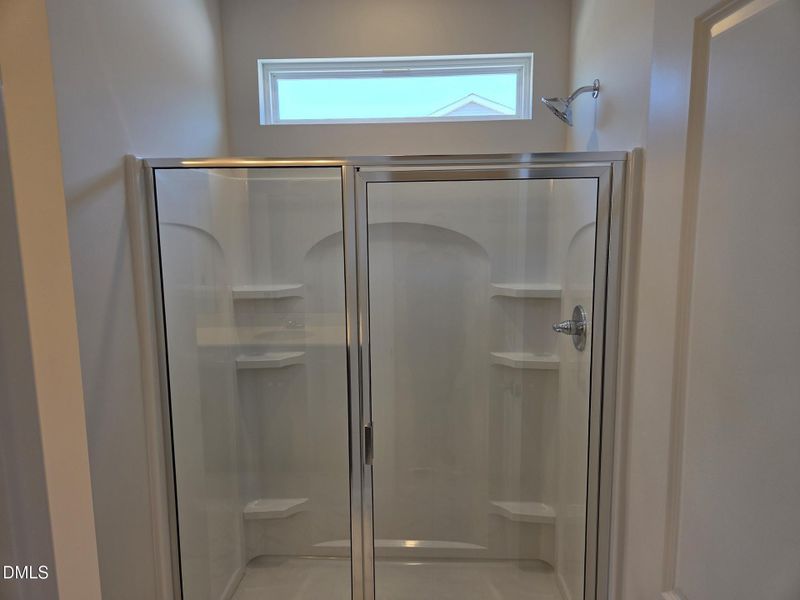 Walk-in-shower Walk-in-shower