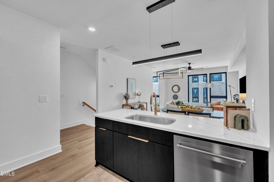 14-512 Gordon St 402-43