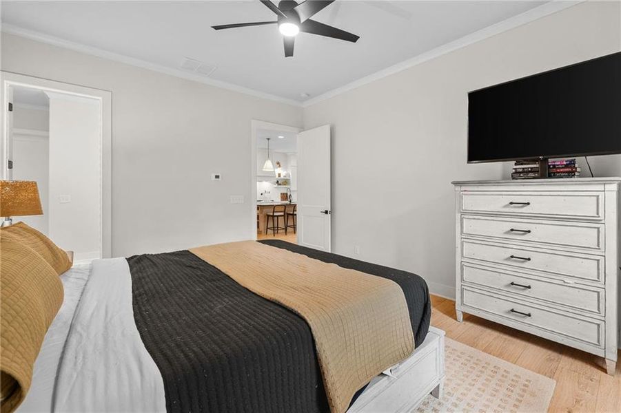 Furnished interior view inside a new home in , Dallas (Image 15).