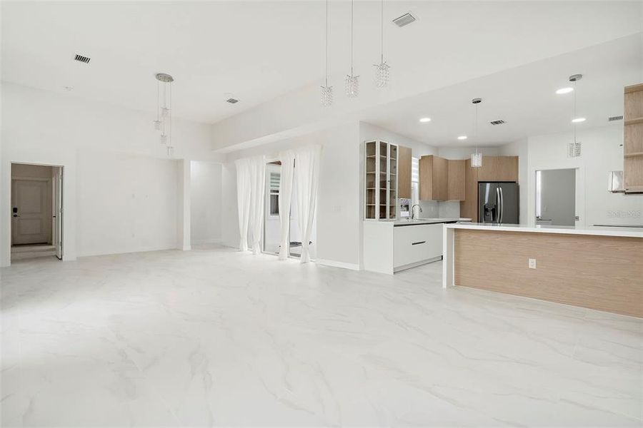 Image 36 of a home in .