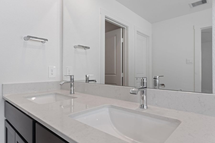 *Images and 3D tour are for illustration only and options may vary from home as built. *Images and 3D tour are for illustration only and options may vary from home as built.