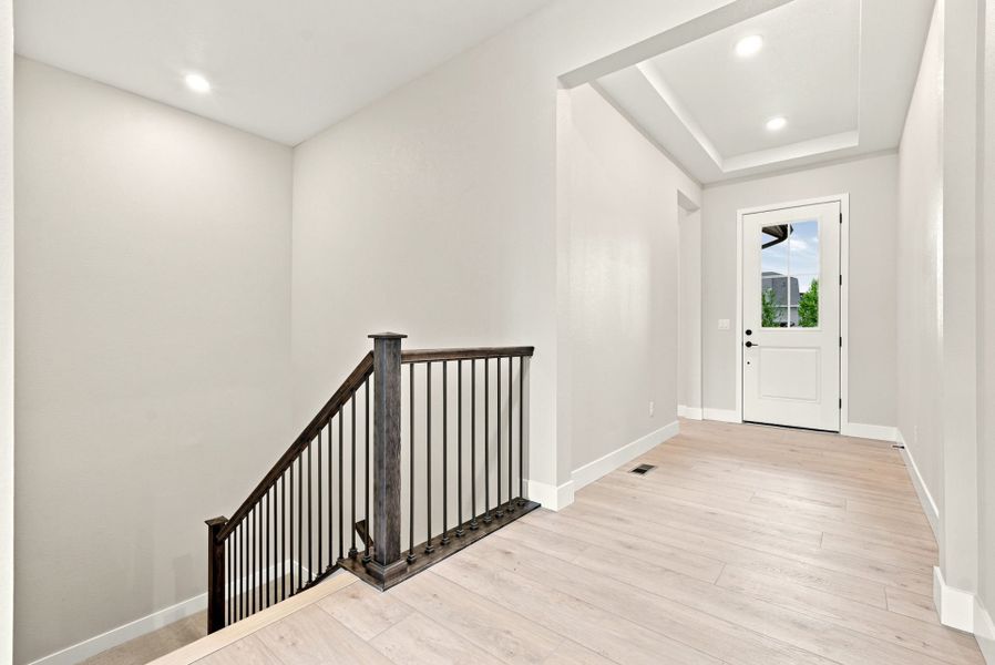 Spacious, unfurnished interior of a new home in Hilltop at Inspiration, Aurora (Image 24).