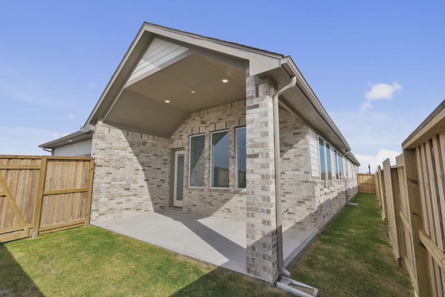 Representative exterior details of a home built from the Nicklaus by Chesmar Homes in Riceland Alley Loads, Mont Belvieu (Image 37).