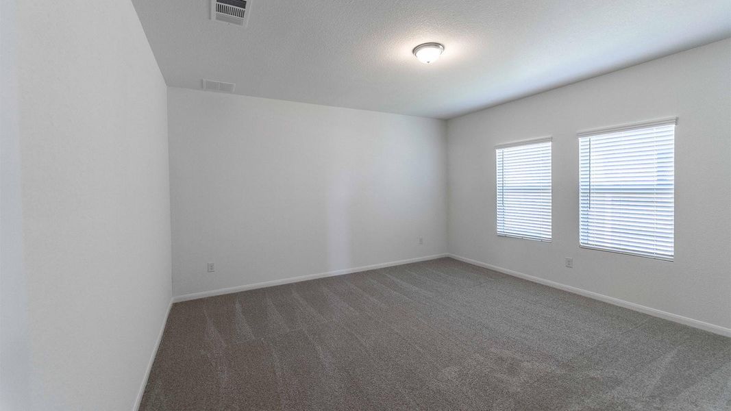 Spacious, unfurnished interior of a new home in Briarwood, Elgin (Image 11).