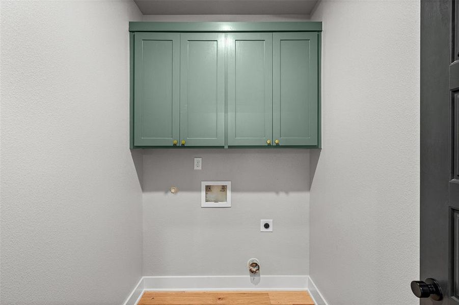 Spacious, unfurnished interior of a new home in , Granbury (Image 32). Spacious, unfurnished interior of a new home in , Granbury (Image 32).