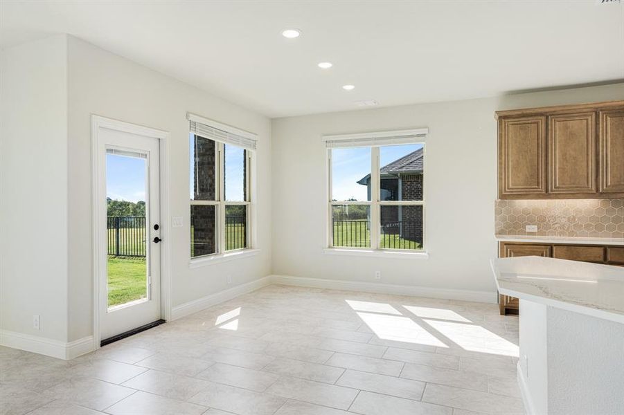 Spacious, unfurnished interior of a new home in Abe's Landing, Granbury (Image 22). Spacious, unfurnished interior of a new home in Abe's Landing, Granbury (Image 22).