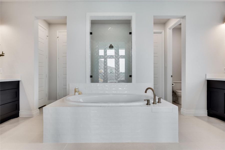 Furnished interior view inside a new home in Santa Rita Ranch 90', Liberty Hill (Image 28). Furnished interior view inside a new home in Santa Rita Ranch 90', Liberty Hill (Image 28).