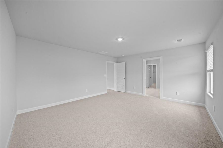 Spacious, unfurnished interior of a new home in Collier Ridge, Moore (Image 22).