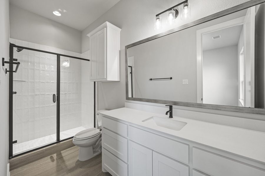 Representative furnished interior of a home built from the Lancaster by Windsor Homes in Ridge Pointe Estates, McLendon-Chisholm (Image 32). Representative furnished interior of a home built from the Lancaster by Windsor Homes in Ridge Pointe Estates, McLendon-Chisholm (Image 32).