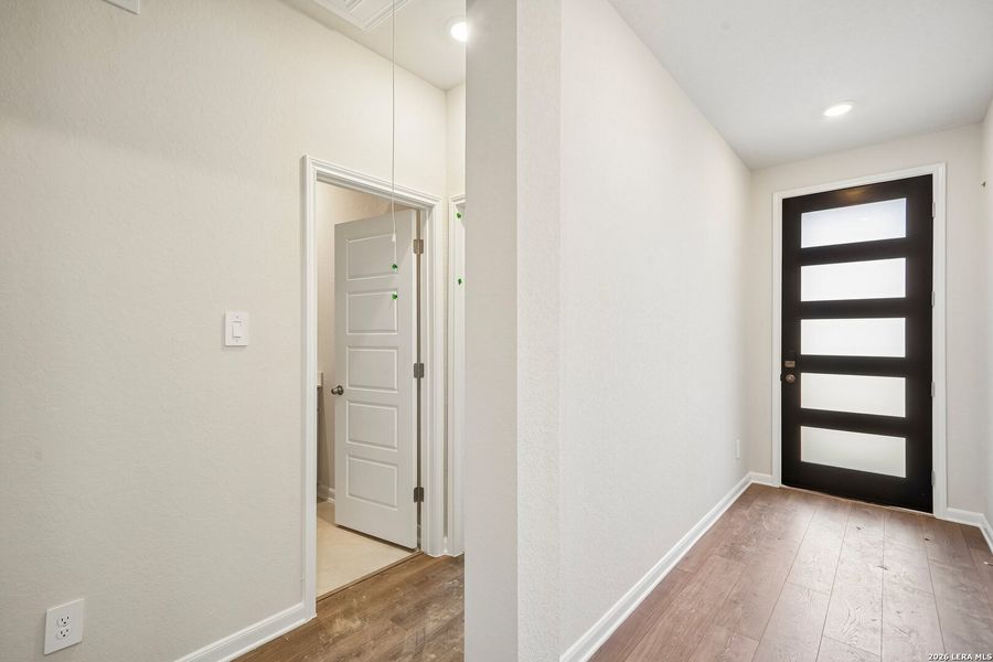 Spacious, unfurnished interior of a new home in Arcadia Ridge - Premier Series, San Antonio (Image 19). Spacious, unfurnished interior of a new home in Arcadia Ridge - Premier Series, San Antonio (Image 19).