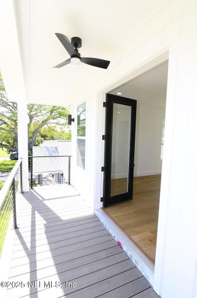 Exterior details and patio area of a home in , Jacksonville (Image 24).