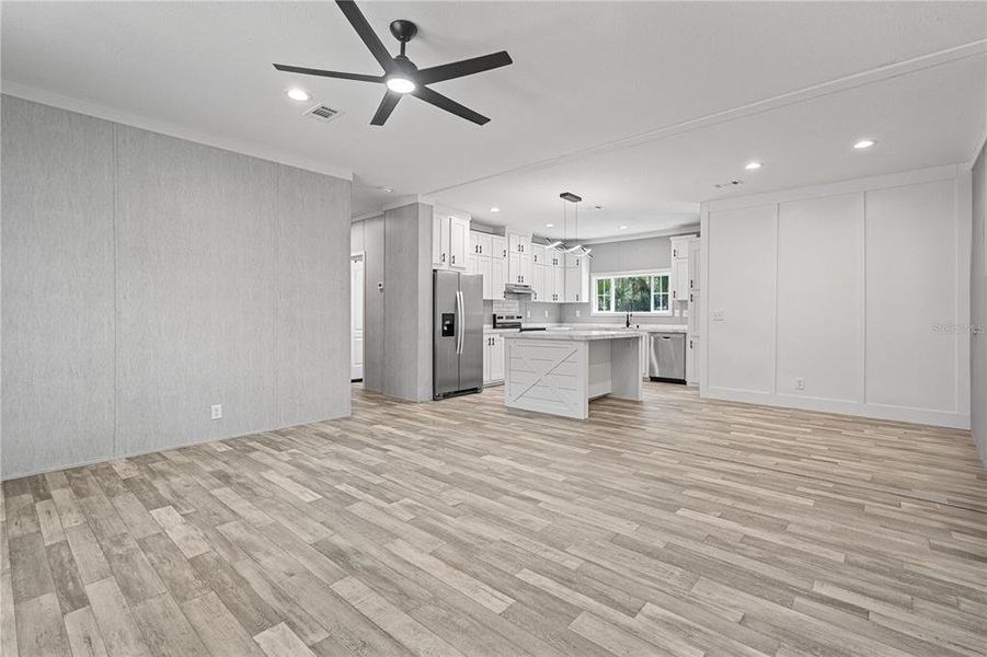 Spacious, unfurnished interior of a new home in , Inglis (Image 16).