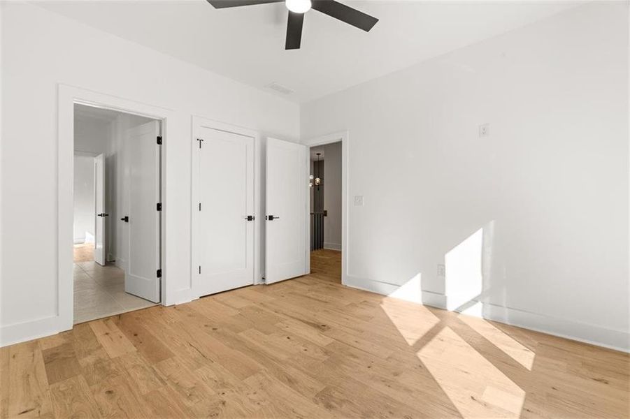 Spacious, unfurnished interior of a new home in , Atlanta (Image 38).