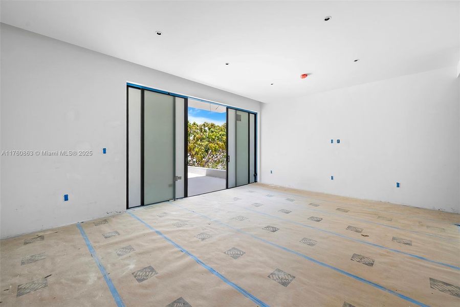 Spacious, unfurnished interior of a new home in , South Miami (Image 16).