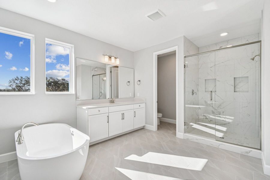 Owner's Bathroom Owner's Bathroom