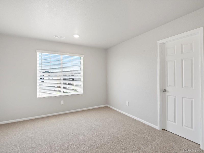 Spacious, unfurnished interior of a new home in Lake Bluff, Greeley (Image 10). Spacious, unfurnished interior of a new home in Lake Bluff, Greeley (Image 10).