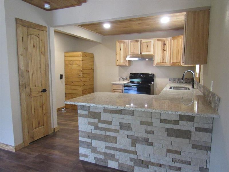 Furnished interior view inside a new home in , Gainesville (Image 5).