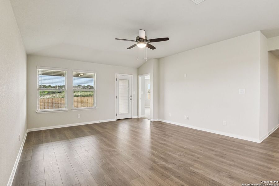 Spacious, unfurnished interior of a new home in , Cibolo (Image 30). Spacious, unfurnished interior of a new home in , Cibolo (Image 30).