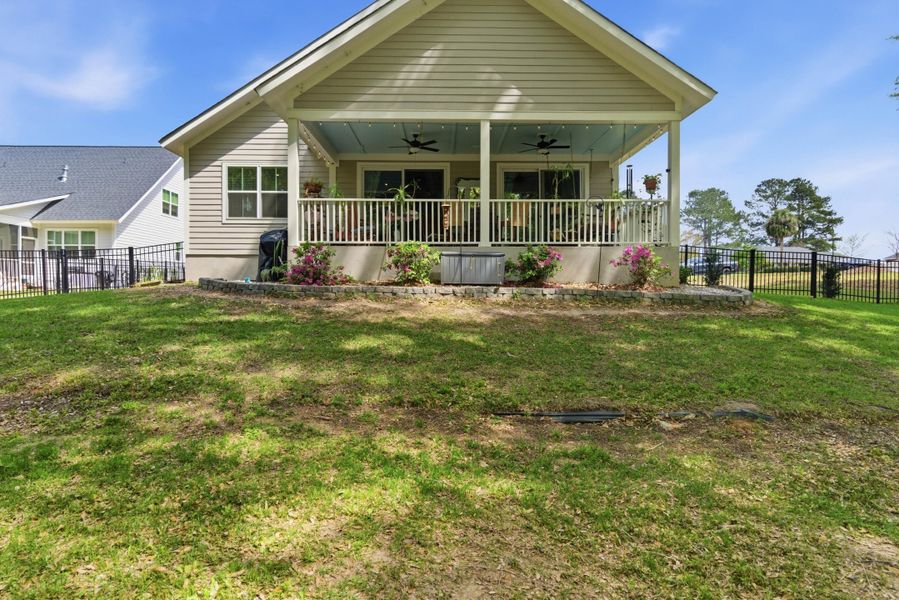 Exterior details and patio area of a home in , Santee (Image 42).