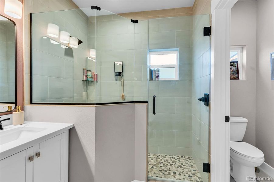 Furnished interior view inside a new home in , Cañon City (Image 17). Furnished interior view inside a new home in , Cañon City (Image 17).