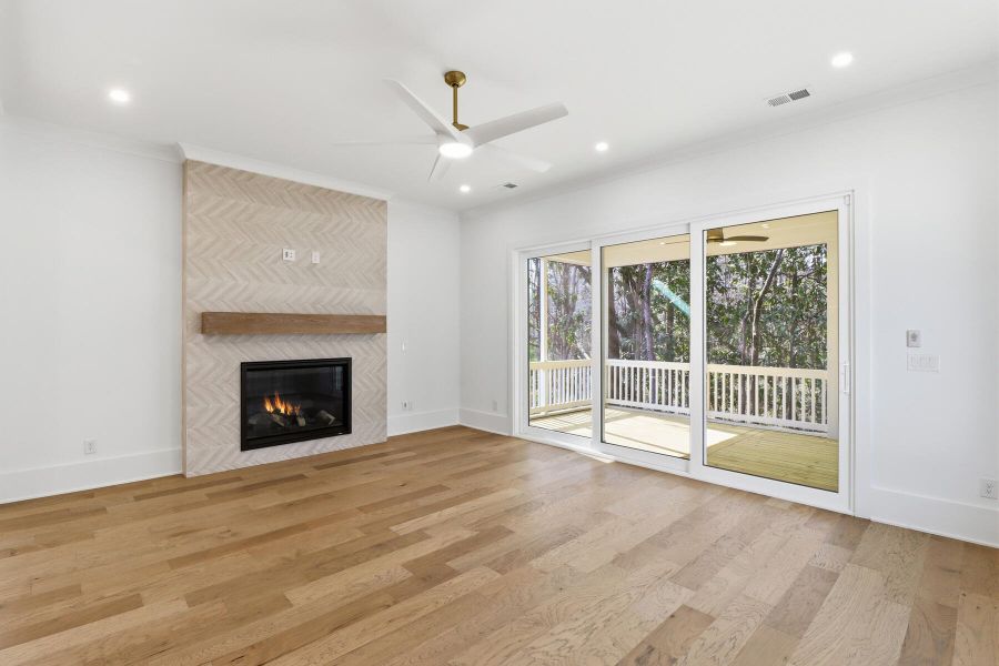 Spacious, unfurnished interior of a new home in The Preserve at Pennys Creek, Johns Island (Image 21). Spacious, unfurnished interior of a new home in The Preserve at Pennys Creek, Johns Island (Image 21).