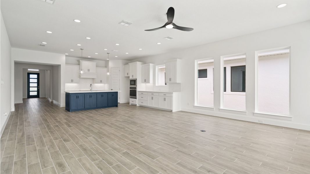 Image 8 representing the 2200F by Perry Homes in Turnleaf 50', Punta Gorda, FL.