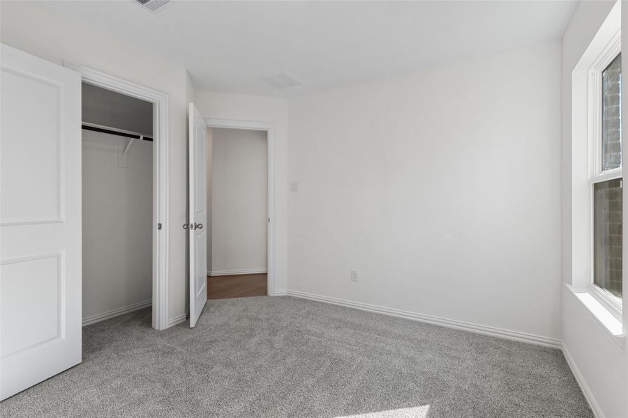 Spacious, unfurnished interior of a new home in Oakwood Estates, Waller (Image 14). Spacious, unfurnished interior of a new home in Oakwood Estates, Waller (Image 14).