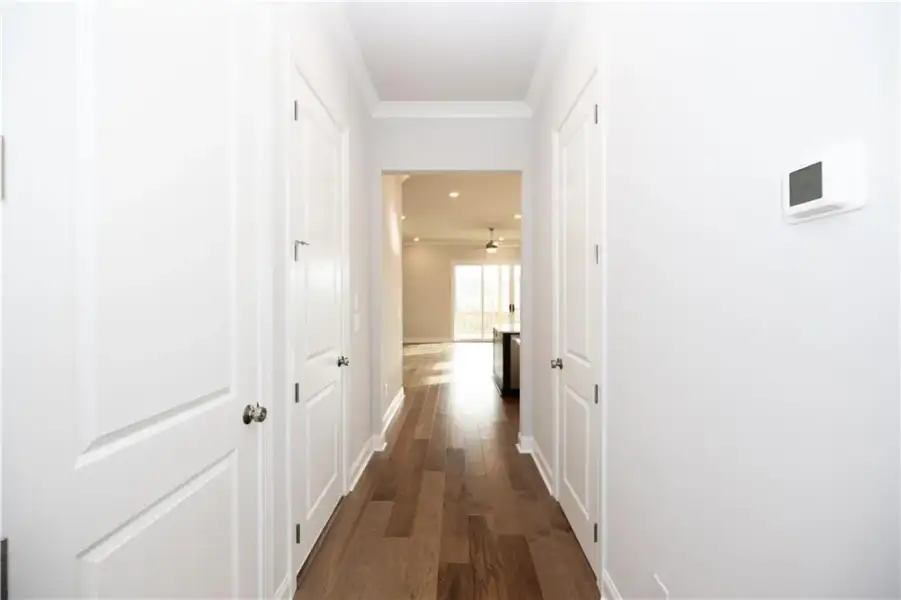 Spacious, unfurnished interior of a new home in Aberdeen, Hoschton (Image 50).