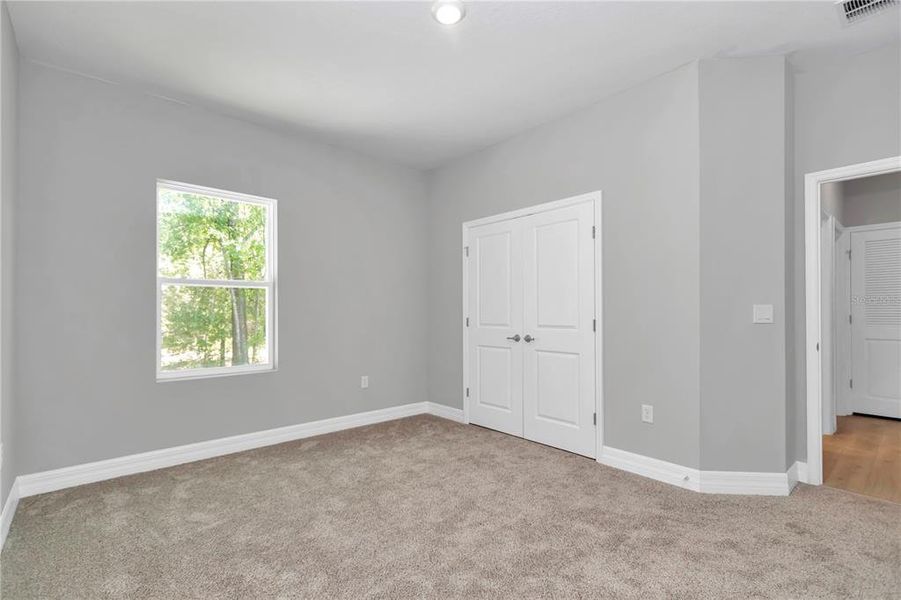 Spacious, unfurnished interior of a new home in , Summerfield (Image 47).
