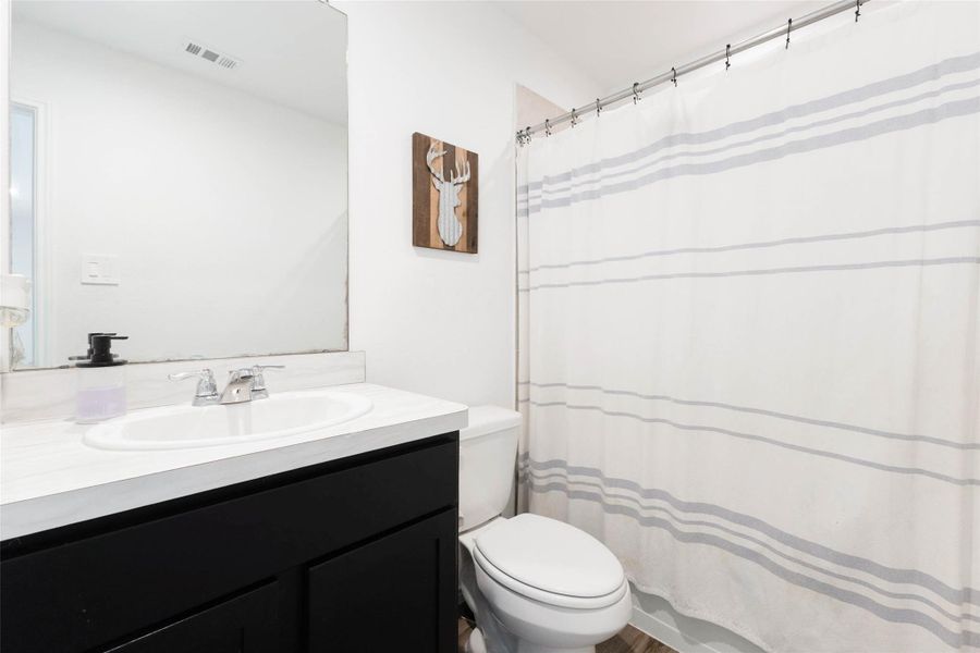 Upstairs Full Bath