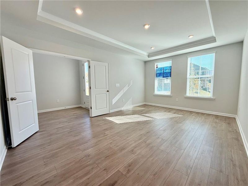 Spacious, unfurnished interior of a new home in Berkeley Mill, Cumming (Image 7).