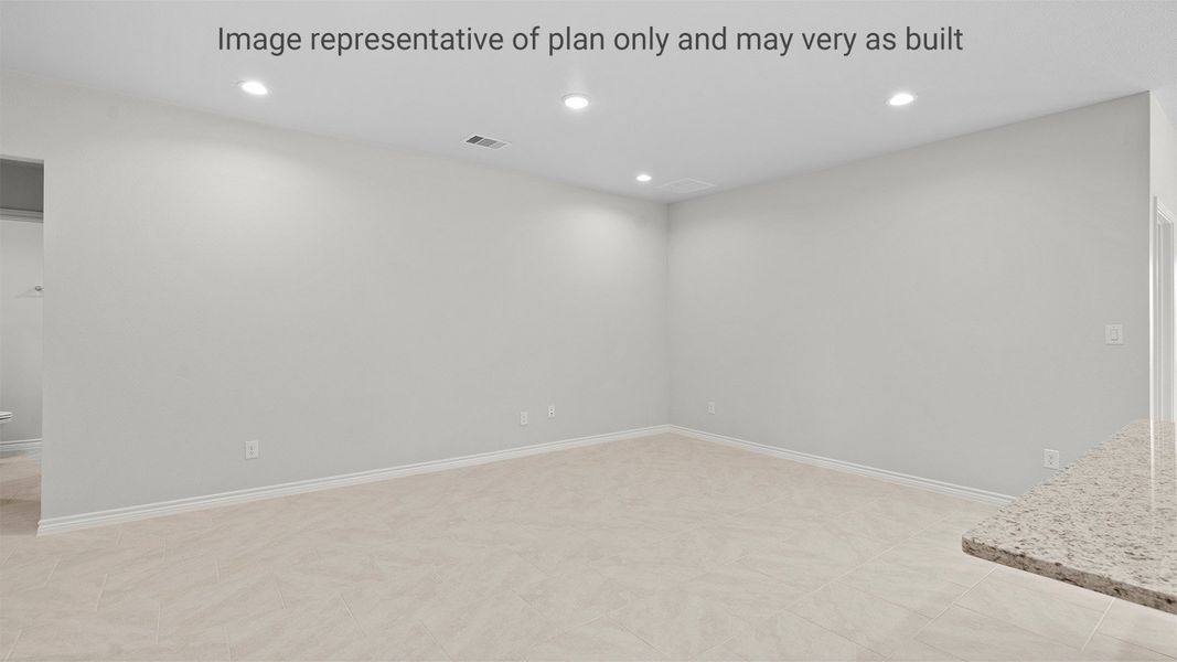 Spacious, unfurnished interior of a new home in Saratoga Crossing, Corpus Christi (Image 9).