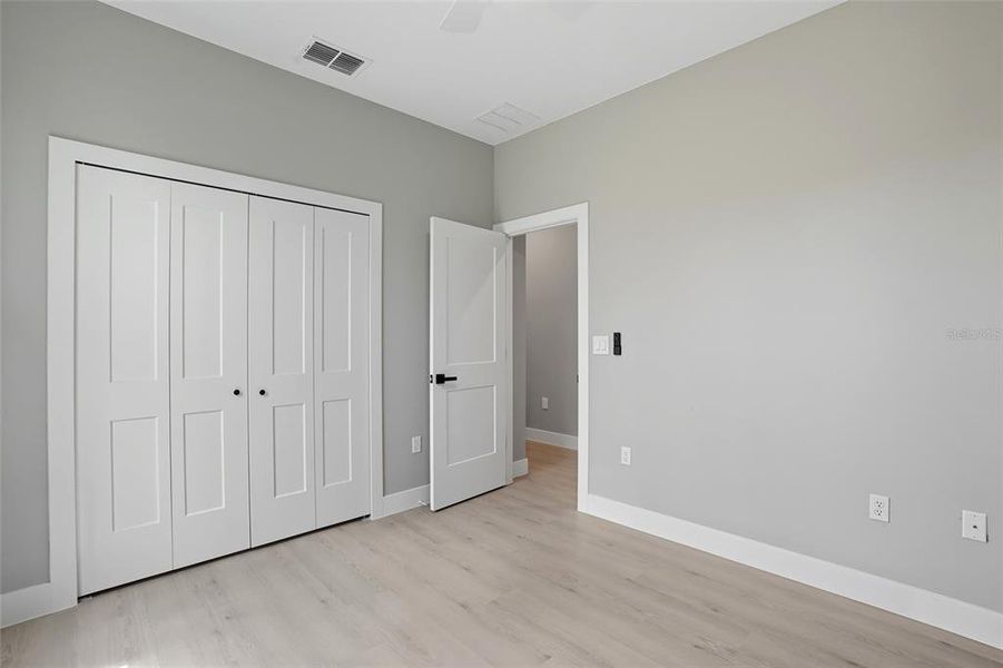 Spacious, unfurnished interior of a new home in , Lehigh Acres (Image 24).