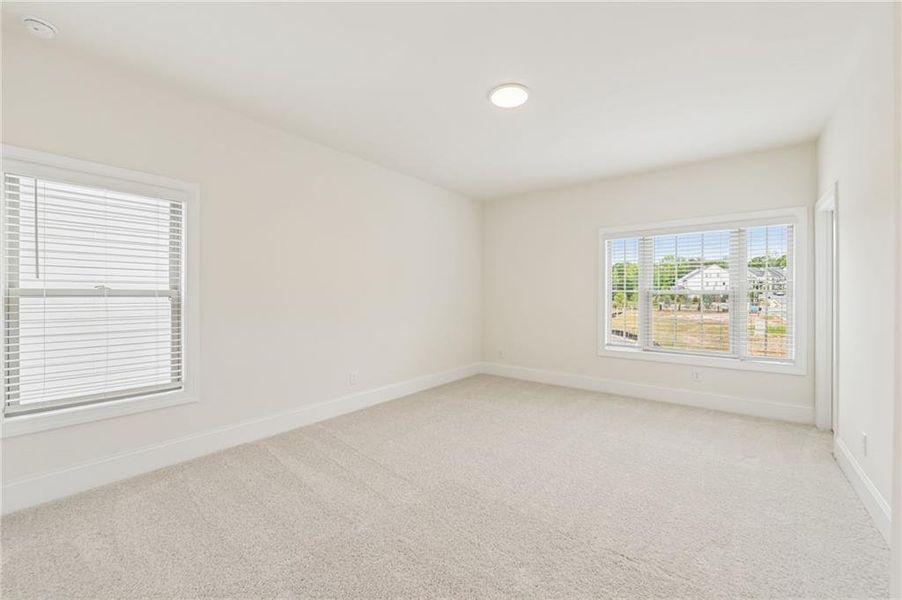 Spacious, unfurnished interior of a new home in Waterhaven, Cumming (Image 26).