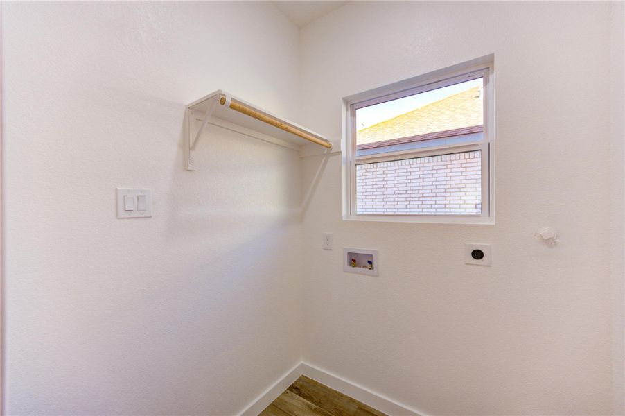 Spacious, unfurnished interior of a new home in , Cleveland (Image 20).