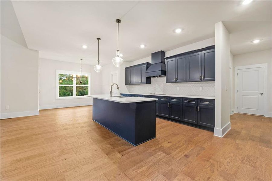 Furnished interior view inside a new home in Steeplechase, Hoschton (Image 9).
