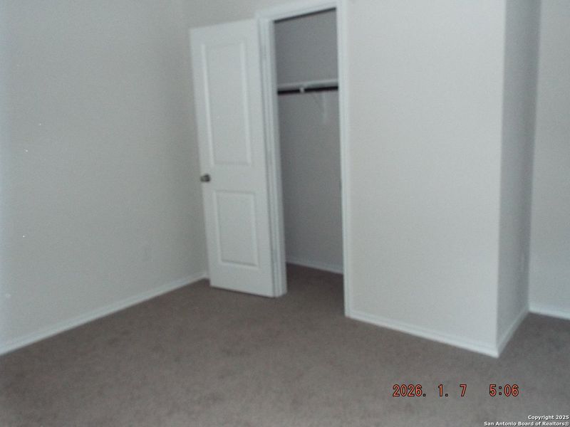Spacious, unfurnished interior of a new home in Salado Creek, San Antonio (Image 28). Spacious, unfurnished interior of a new home in Salado Creek, San Antonio (Image 28).