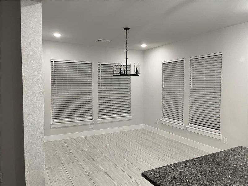 Spacious, unfurnished interior of a new home in Shady Valley Estates, Midlothian (Image 10).