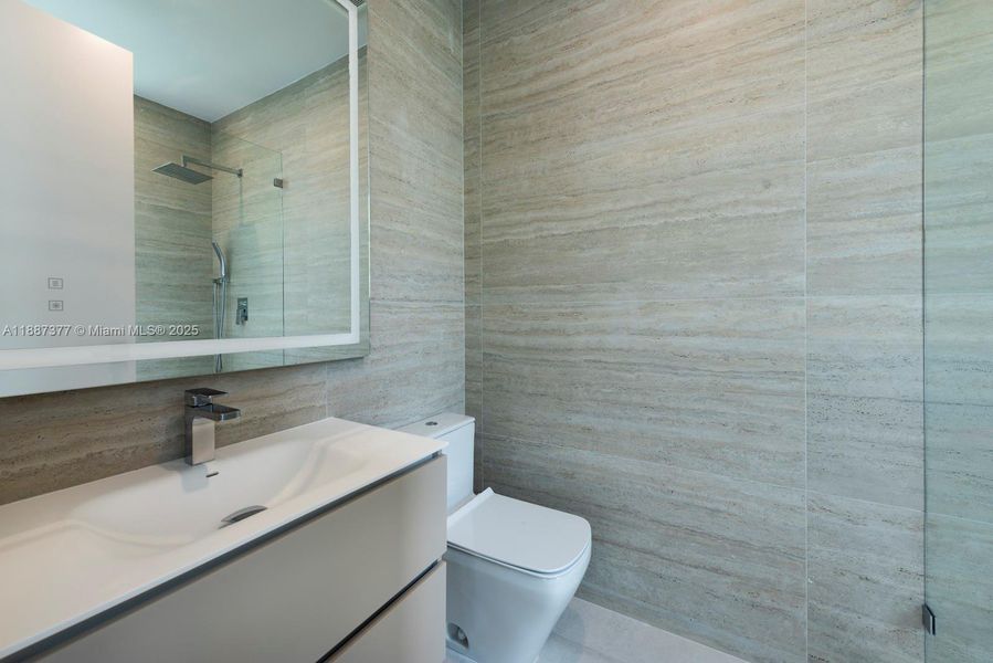 Image 57 of a home in .