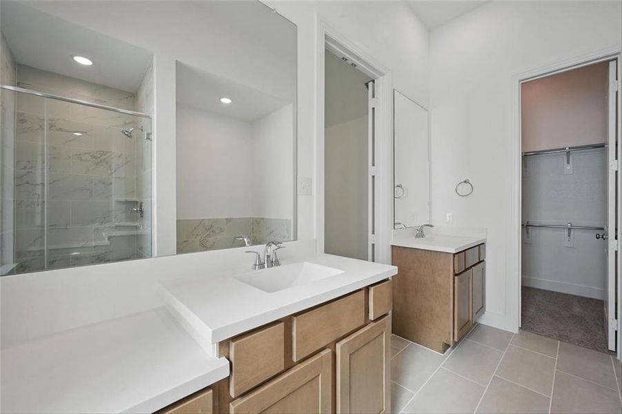 4289SantuaryROYCA018