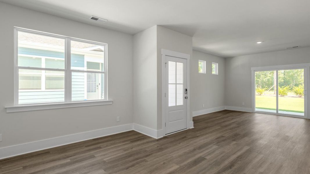Spacious, unfurnished interior of a new home in Indigo Preserve Townhomes, Leland (Image 12).